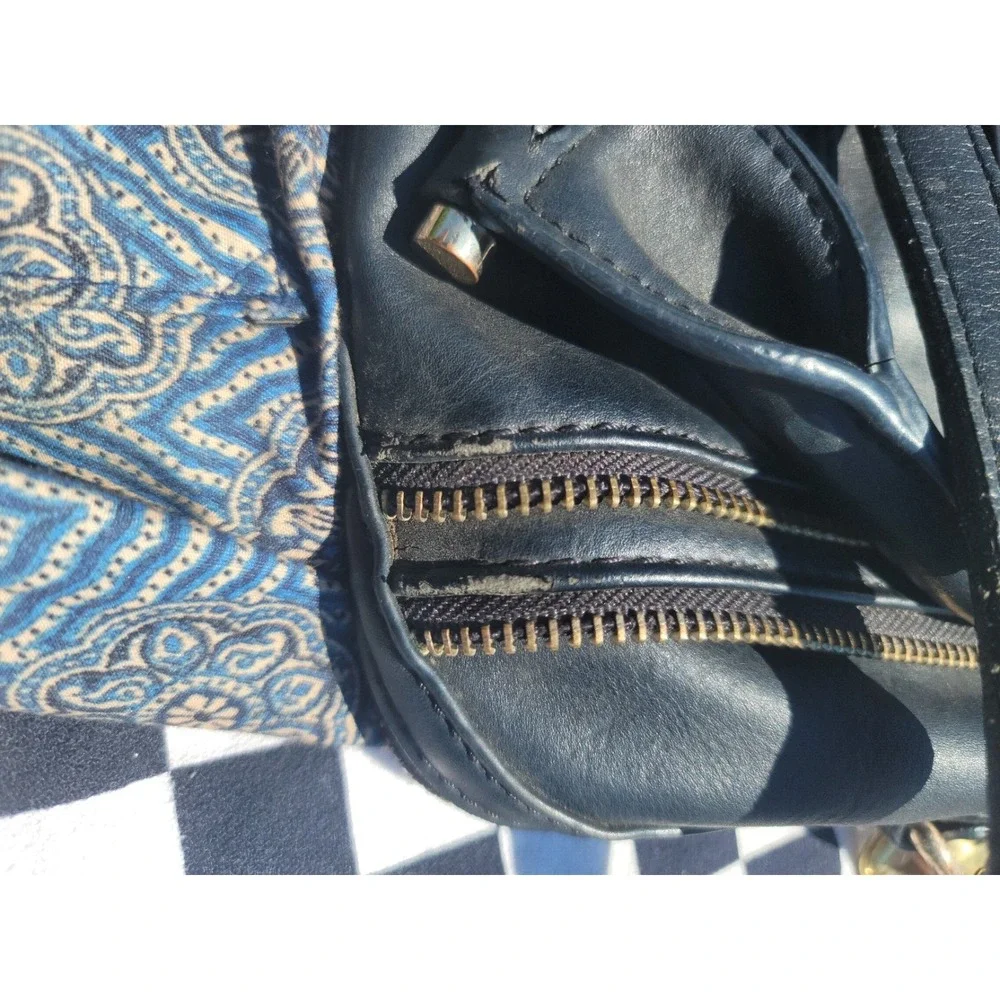 Urban‎ Expressions Black Faux Leather Satchel Shoulder Bag Vegan Gold Zip